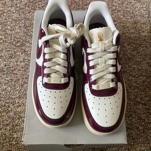 Brand New Nike Air Force Burgundy Sneakers Never Worn